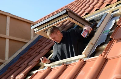 Pose de fenêtres de toit Velux au Ponchel